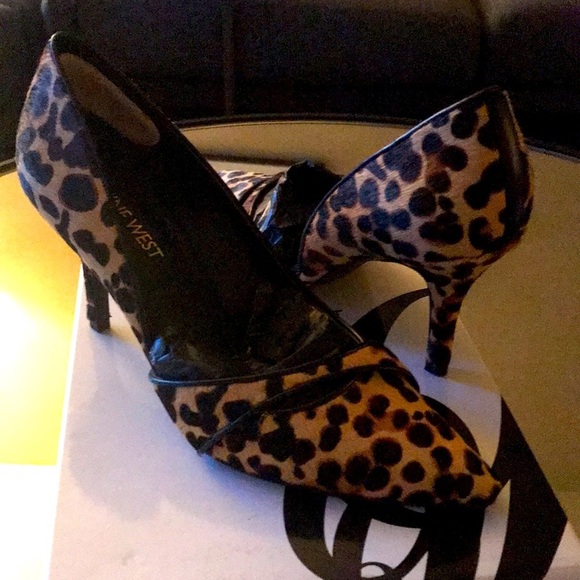 Nine West Animal Print Leopard Faux Fur Pumps - Picture 3 of 9